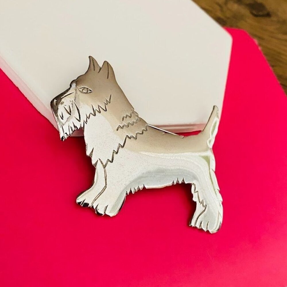 Vintage Scottish Terrior Scottie Dog Brooch Etched Silver Tone - Picture 2 of 5